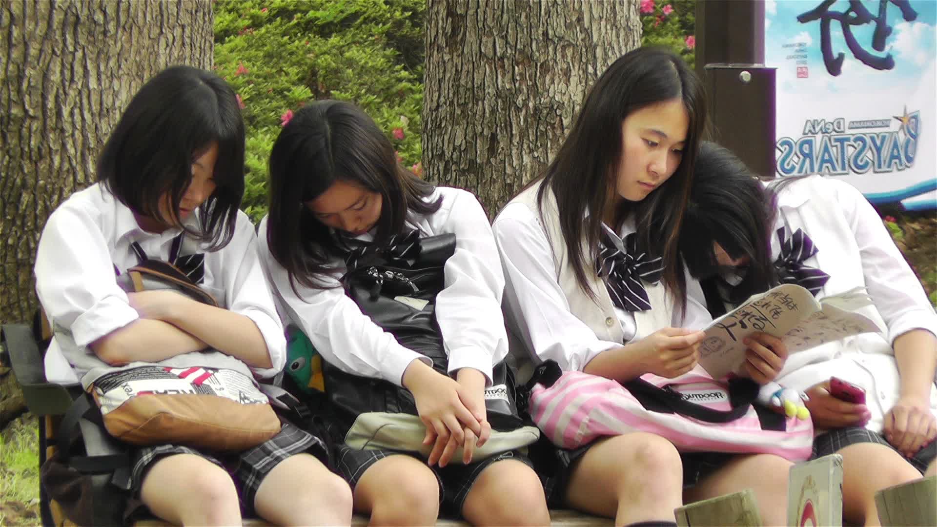 Japanese Teens For 76