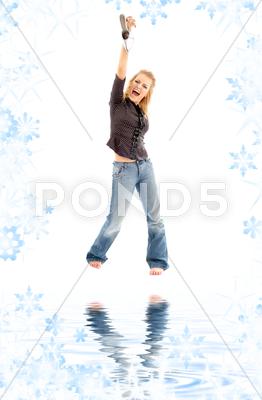 Stock Illustration of screaming blond with shoe on white sand