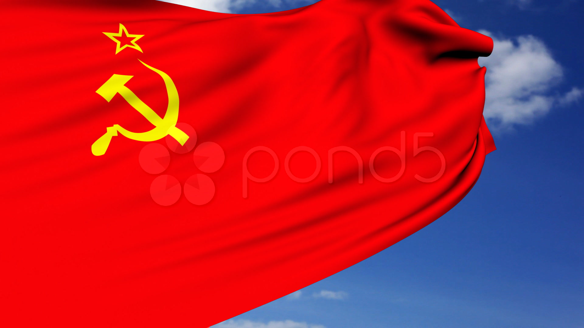 Флаг СССР на фоне неба