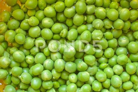 Stock photo of green peas