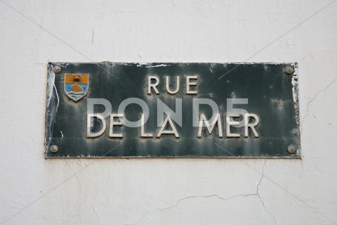 Stock photo of Letrero en Francia